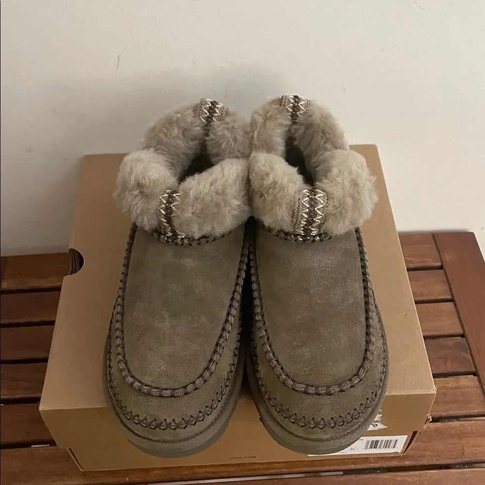 UGG Classic Ultra Mini Alpine Booties Hickory USA Women Size 7/UK 5/EU 38